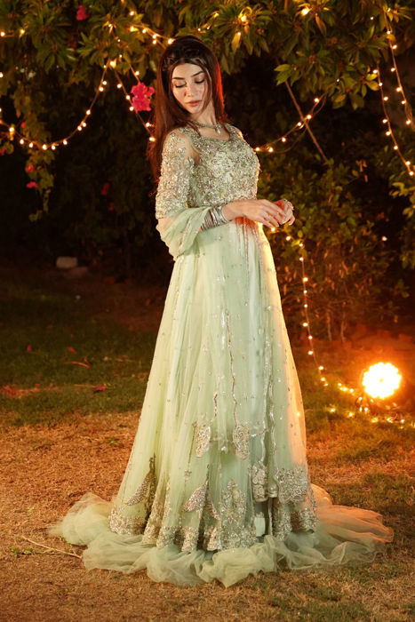 Zoya Nasir in Naz