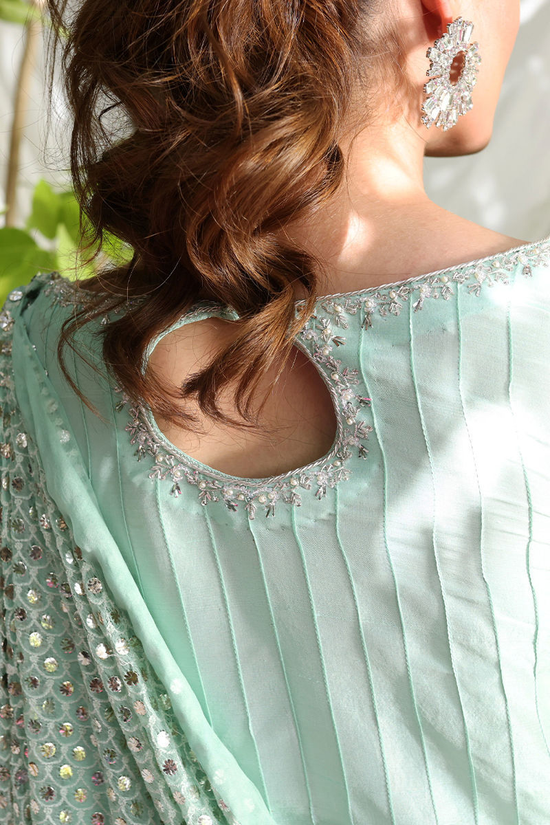 Picture of Elsa shirt and pant