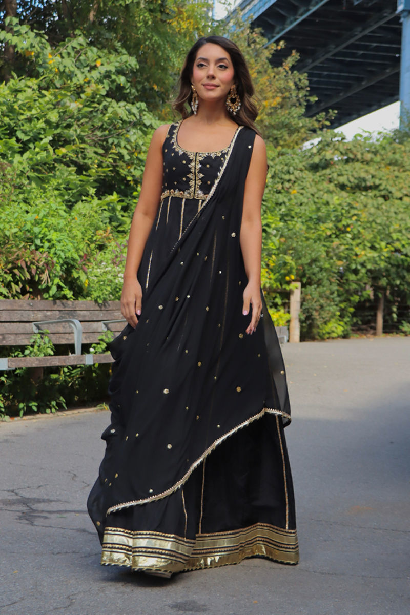 Picture of Sana Khan in Divya