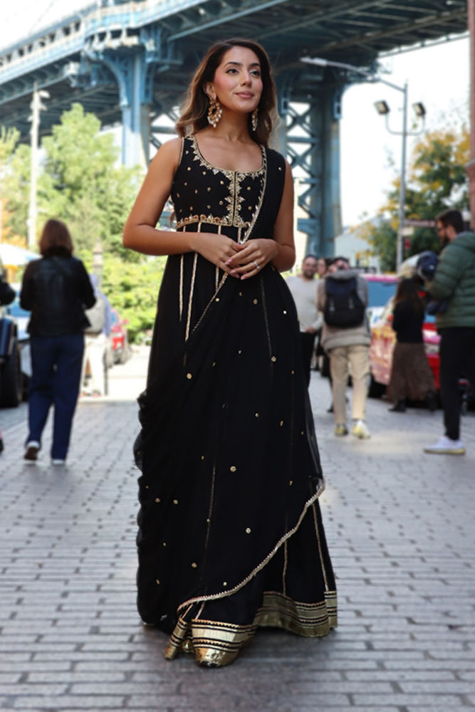 Picture of Sana Khan in Divya