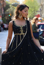 Picture of Sana Khan in Divya