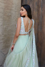 Picture of Alizey Mirza