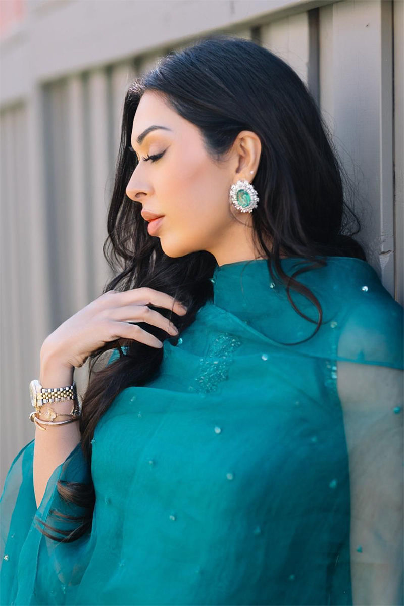 Picture of Nilo Haq in Ezra