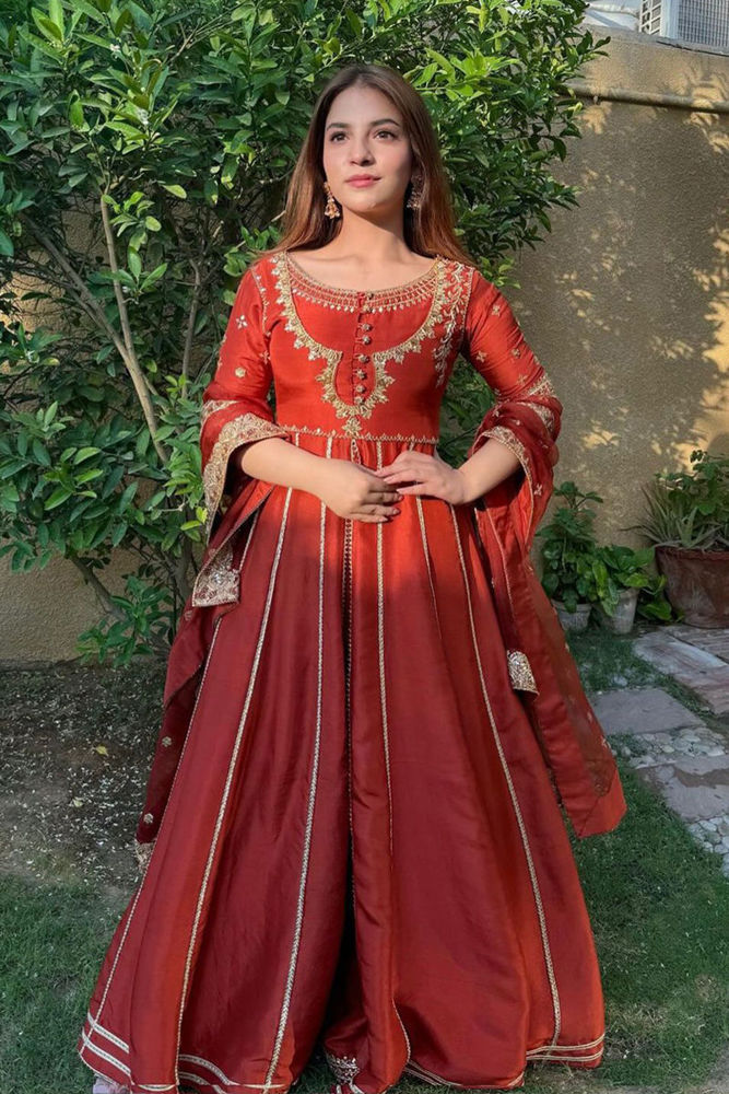 Picture of Dananeer in Lamya