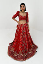 Picture of Nashrah in Rafia