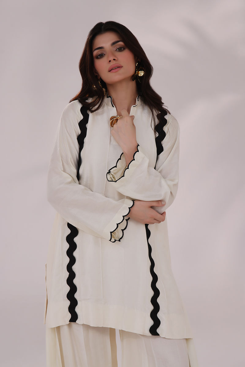 Picture of Ziggy - White