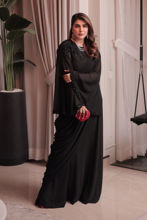 Picture of Areeba Habib in Azal