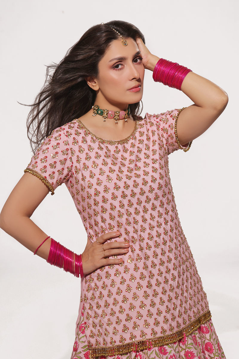 Picture of Ayeza Khan In Rania