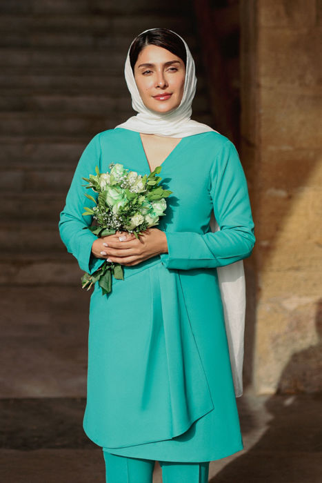 Ayeza Khan Azadi Dress