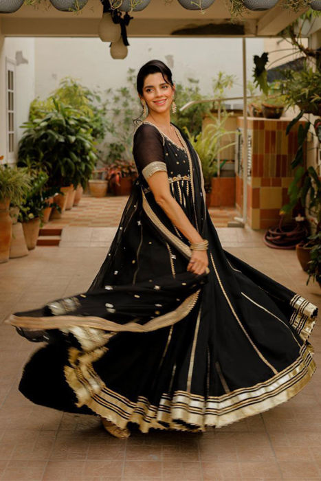 Sanam Saeed in Divya
